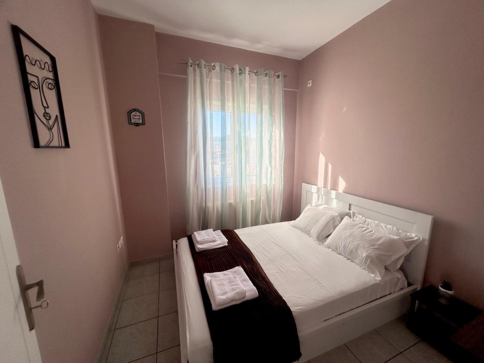 Aktis Apartment Near Airport Артеміда Екстер'єр фото